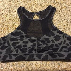 Lululemon sports bra